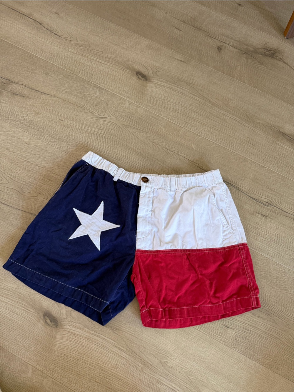 Chubbies Men’s Red White & Navy Star Panel Shorts